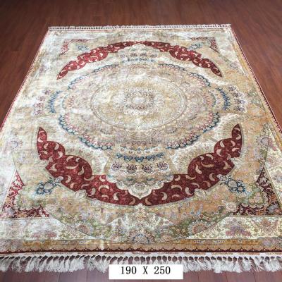 China Simply 190X250cm Red Persian Hand Tied 360L Double Knots Customized Silk Blankets For Home for sale