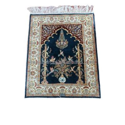 China Turkish Muslim Hand Knotted Prayer Silk Persian Rugs Handmade Silk 1.7*2.3ft Washable Chinese Prayer Rug On Sale for sale