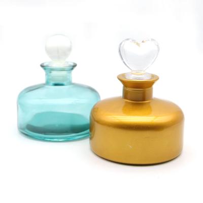 China Personal Care Products Minimalist Yet Stylish Aromatherapy Glass Bottles Design Great Substitute For Air Fresheners for sale