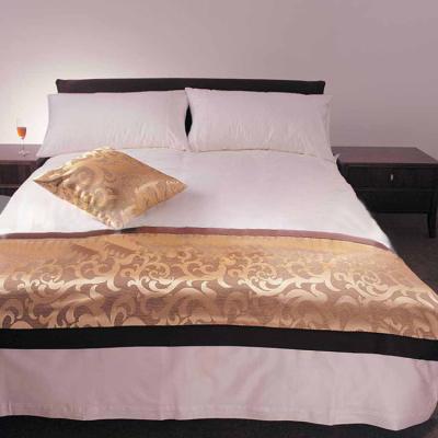 China Luxury Hotel Jacquard Formulated Bed Runner And Cushion For Linen Decoration for sale