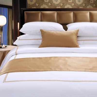 China New Jacquard100% Polyester King Size Hotel Bed Jacquard Price Attractive Runner Type for sale