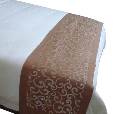 China Wholesale High Quality Decorative Jacquard Queen Size Bed Linen Hotel Bed Runner for sale