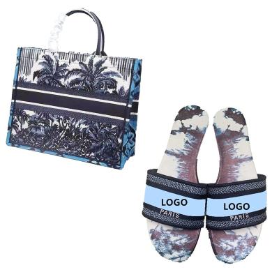 China Fashion Trend Designer Logo Printed Totes Famous Brand Beach Slippers Open Toe Slides Slippers And Handbags Daily Clips Set Shoes For Woman for sale