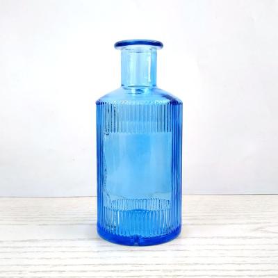 China Free Samples Beverage Custom Empty 50ml Liquor Bottle Small Clear Glass Wine Bottle With Aluminum Screw Cap for sale