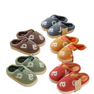 China Fashion Trend Hot Sale Winter Hot Bedroom Slippers OEM Customized Logo For Ladies Indoor Home Slippers for sale