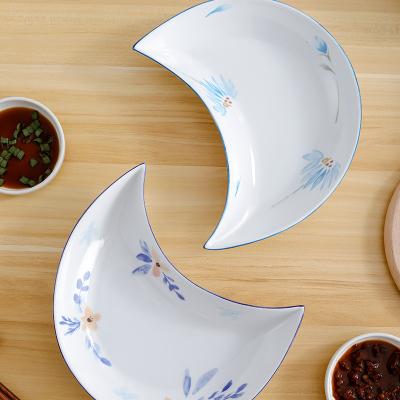 China Stocked Chinese Restaurant Tableware Moon Shaped Snack Dish Blue Rim Ceramic Appetizer Dishes Tapas Serving Dish for sale