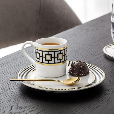 China Viable Custom Gift Set Royal Decal Ceramic Breakfast Cup with Mini Cake Dessert Dishes Latte Espresso Cups and Saucers for sale