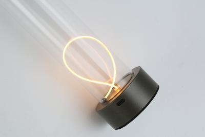 Chine 5W COB Lumière de nuit à LED à batterie actif à faible intensité avec une lumière blanche chaude à vendre