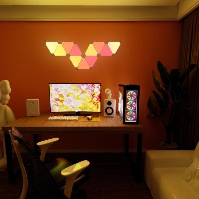 China Adjustable RGBIC Smart Triangle Led Light with Wifi Bluetooth Control for sale