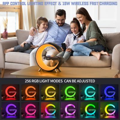 Chine Hands Free Timer Controlled G Shaped Rgb Light Table Lamp With Wireless Charger Bluetooth Speaker à vendre