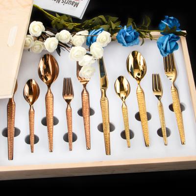 China Viable Luxury Top Selling Amazon Luxury Flatware Dinnerware Set With Gift Box 304 Stainless Steel Gold Cutlery Set 10pcs for sale