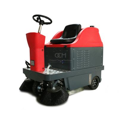 China Electric Power Industrial Sweeper Factory OCM-C1250 Battery Operated Sidewalk Sweeper for sale