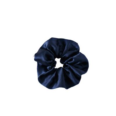 China New Design Environmental Friendly 100% Printing Silk Hair Scrunchies Luxury 6A Hair Elastics Silk Scrunchies for sale