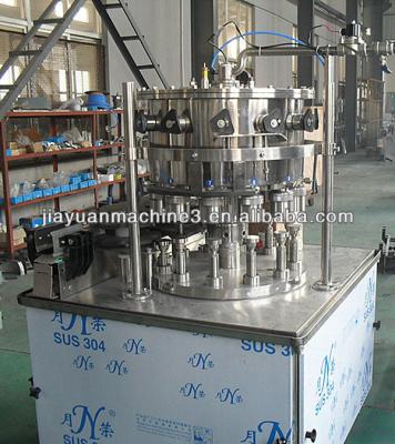 China Small Beverage Scale Carbonated Beverage Beer Can Filling Machine for sale