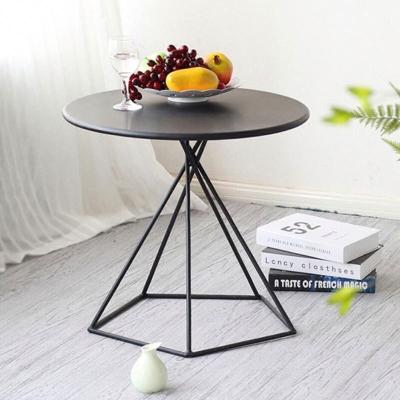 China Creative Small Metal Frame Tea Table Mini Style Ins Round Table Living Room Metal Coffee Table Nordic Modern Minimalist Fashion Design for sale