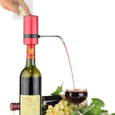 China Viable Professional Smart Battery Operated Decanter Pourer Dispenser Electronic Aerating Wine Aerator Electronic Decanter for sale