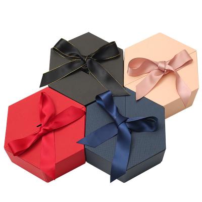 China Hot Selling Recycled Materials Box Wedding Candy Heart Shaped Packaging For Wedding Gift Cardboard Paper Luxury Gift Box With Ribbon MOQ100PCS for sale