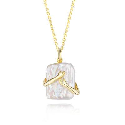 China Hiphop Square Pearl Embrace Necklace 18K Gold Plated Baroque Couples Necklace For Women for sale