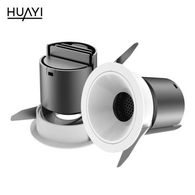 China HUAYI Modern Simple Energy Saving Round Aluminum Cloakroom Decoration 7W 9W 12W Indoor LED Spot Light for sale