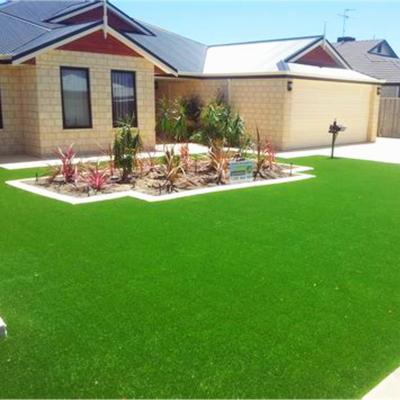 China Natural Landscaping Green Grass Playground Mat Outdoor Carpet 4*25m / 2*25m for sale