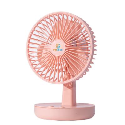 Chine CE Adjustable Hot Sale CB Electric Cooler Mini Table Fan 3 Speed ​​Air Cooling Fan Low Price Electric Motor AC 220V à vendre