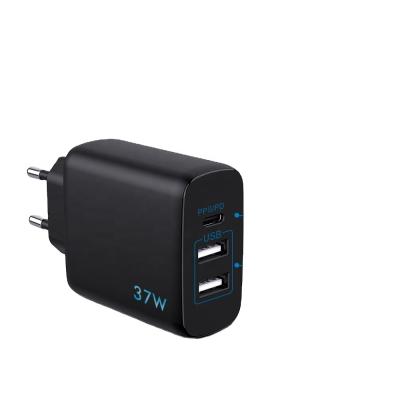 China Mobile Phone 3 Amp Charger With 3usb Port PD Charger Mobile Phone Accessories for sale