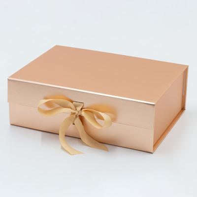 China Recyclable Ready Stock Personalized Empty Rose Gold Magnetic Closure Maid Of Honor Bridesmaid Gift Box With Ribbon for sale