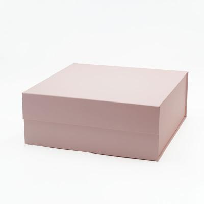 China Customized Recyclable 15cm Big Size Stock Square Rose Paper Ready Gift Box With Lid for sale