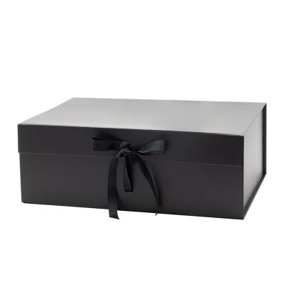 China 17x12inch Recyclable Variable Lid Ribbon Black Collapsible Magnetic Presentation Gift Box for sale