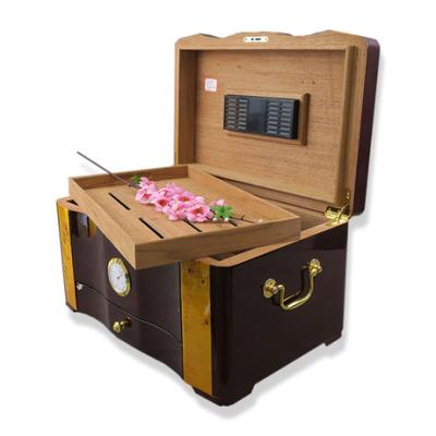 China Factory Wholesale Custom Cigar Saver Handmade Luxury Eco-friendly Made In China Modern Humidor Cabinet Wooden Real Humidor Cigar Box for sale