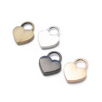 China High Quality Vintage Heart Shape And Casted Alloy Type Antique Metal Custom Mini Diary Safty Padlock for sale