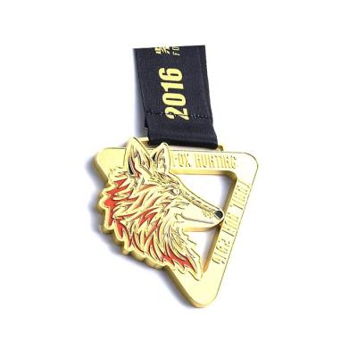 China High Quality Die-Cast Custom Metal Souvenir Metal Medal Europe Type Gold Cavity and 2D Soft Enamel Style Design for sale