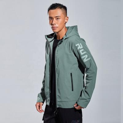 China Custom Men's Running Jacket Stretch Breathable Running Jacket Light Weight Track Jacket With Hood For Men for sale