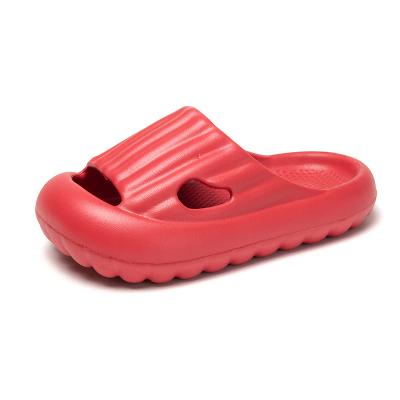 China Fashion Style Yeezy Lightweight Comfortable Material Hot Selling Kids Slippers For Kids for sale