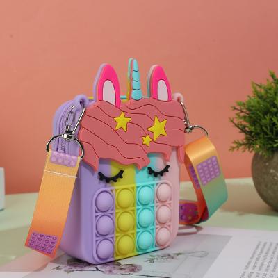 China Girls 2021 Silica Gel Cartoon Tiktok Pattern Small Square Bag Clips Coin Purse Tik Tok Kid Purses Unicorn Bag for sale