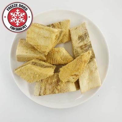 China LOW MOQ Sustainable Freeze Dried Ocean Fish TUNA Cat Treats Pet Food OEM Private Label for sale