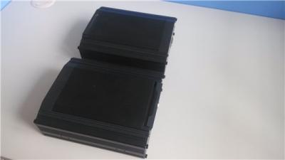 Cina Lo stoccaggio in tempo reale Google della carta HDD di deviazione standard di Wirless 4Ch 960H traccia il cellulare DVR dell'automobile di famiglia di Showin in vendita