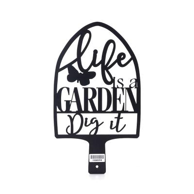 China Europe Europe Customized Metal Signs Life Is A Garden Hollow It Metal Plaque Wrought Iron Wall Decor for sale