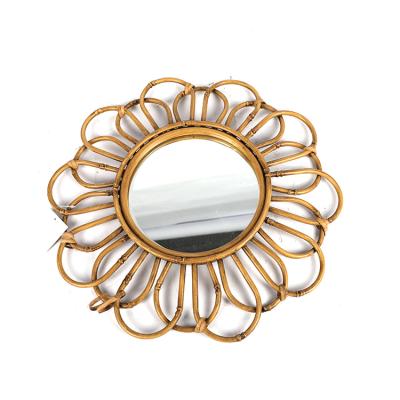 China Eco-friendly Antique Wooden Wall Decor Vintage Makeup Salon Decorative Mirror Eco-friendly Metal for sale