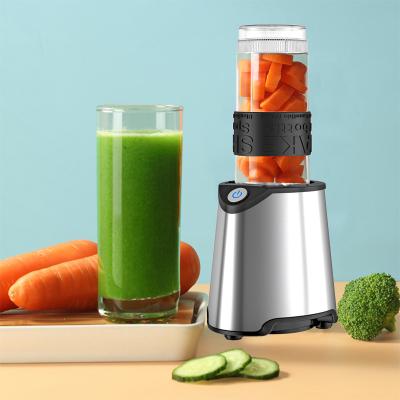 China Outdoor High Quality Electric Portable Handheld Juicer Blender With Bottle for sale