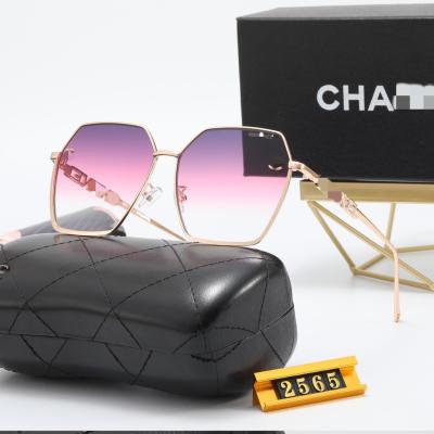 China Fahion Free Shipping 2021 Online Wholesale Lowest Price Designer Famous Brand Travel Sunglasses Men And Women Frame Oversized Glasses for sale