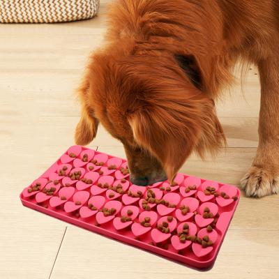 China Stocked FREE SAMPLE New Design Pet Supplies Dog Toys Pet Food Slow Bowl Feeder Sniffing Lick Mat Snuffle Mat for Dogs and Cats for sale