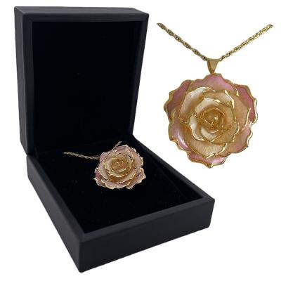 China Beautiful Colors Fast Delivery Bulk Jewelry Gold Plated Mounted Flower Necklace With Gift Box for sale