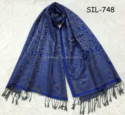 China Comfortable Fashion Women Elegant Jacquard Leopard Paisley Flower Wrap Rayon Scarf for sale