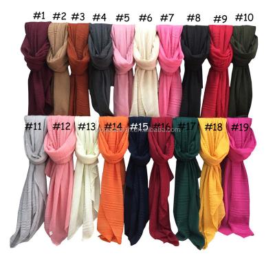 China 2017 New Wholesale Solid Color Modern Simple Malaysian Women Comfortable Soft Viscous Fabric Hijab Wraps Scarf Crumpled Pleat Shawls for sale