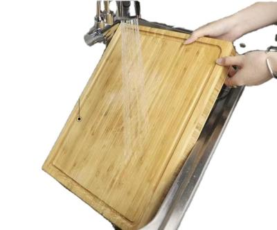 China Sustainable 100% natural bamboo cutting board can be customized in size and pattern for sale