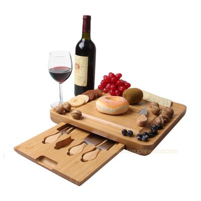 China SOPEWOD Factory Wholesale Premium Quality Custom Logo Bamboo Wooden Cheese Cutting Board With Cutlery Set for sale