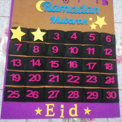 China Fashional Hot Selling DIY Products Home Party Decoration Eid Al-Fitr Kids Countdown Calendar for sale