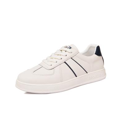 China 2023 New Women White Shoes soft board flat trend model shoes single thick casual sneakers for sale