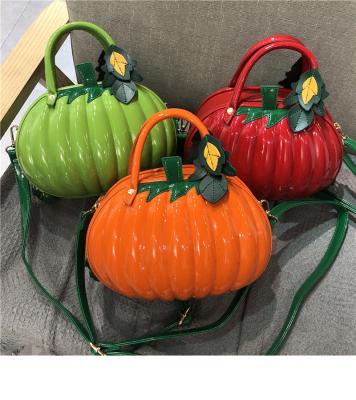 China Shell Oval Pumpkin Buns 2022 Luxury Design PU Pumpkin Leather Women's Cross Body Bags for sale